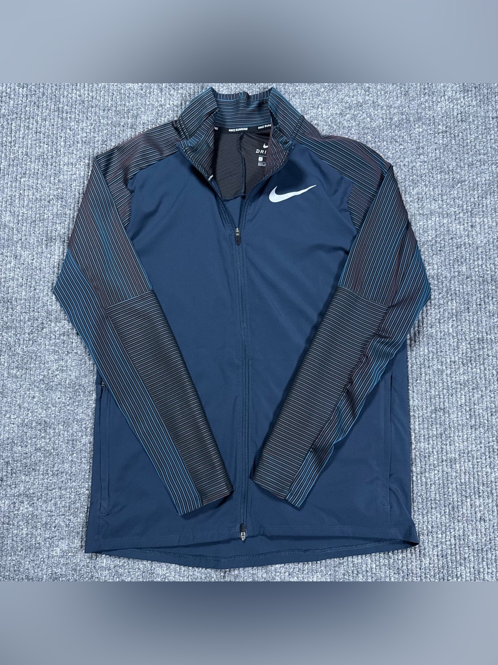Nike Element Future Fast Hybrid Running Top Jacket FULL ZIPPER Sz S CU5397-458